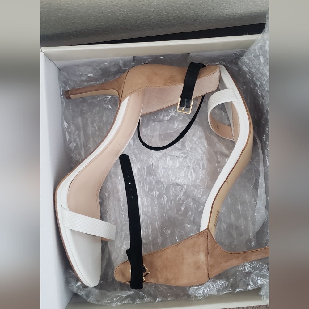Banana Republic Jaylen Strappy Heels  Sandals Size 8